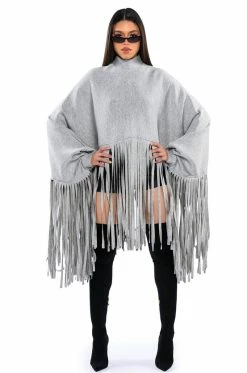 CITY GIRL FRINGE SWEATSHIRT