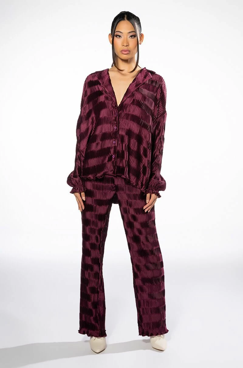 CRINKLE SATIN LONG SLEEVE BUTTON DOWN BLOUSE - Image 7