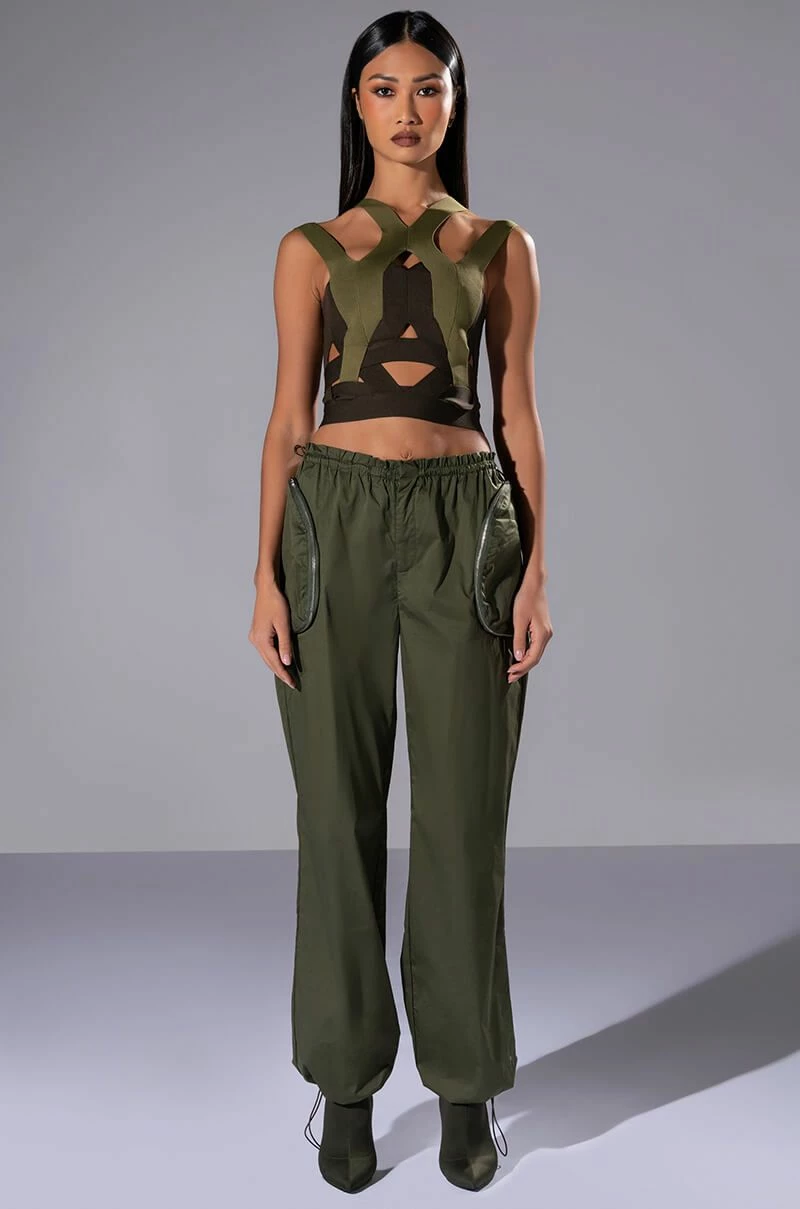 DAKOTA SYMMETRIC CUTOUT TOP - Image 2