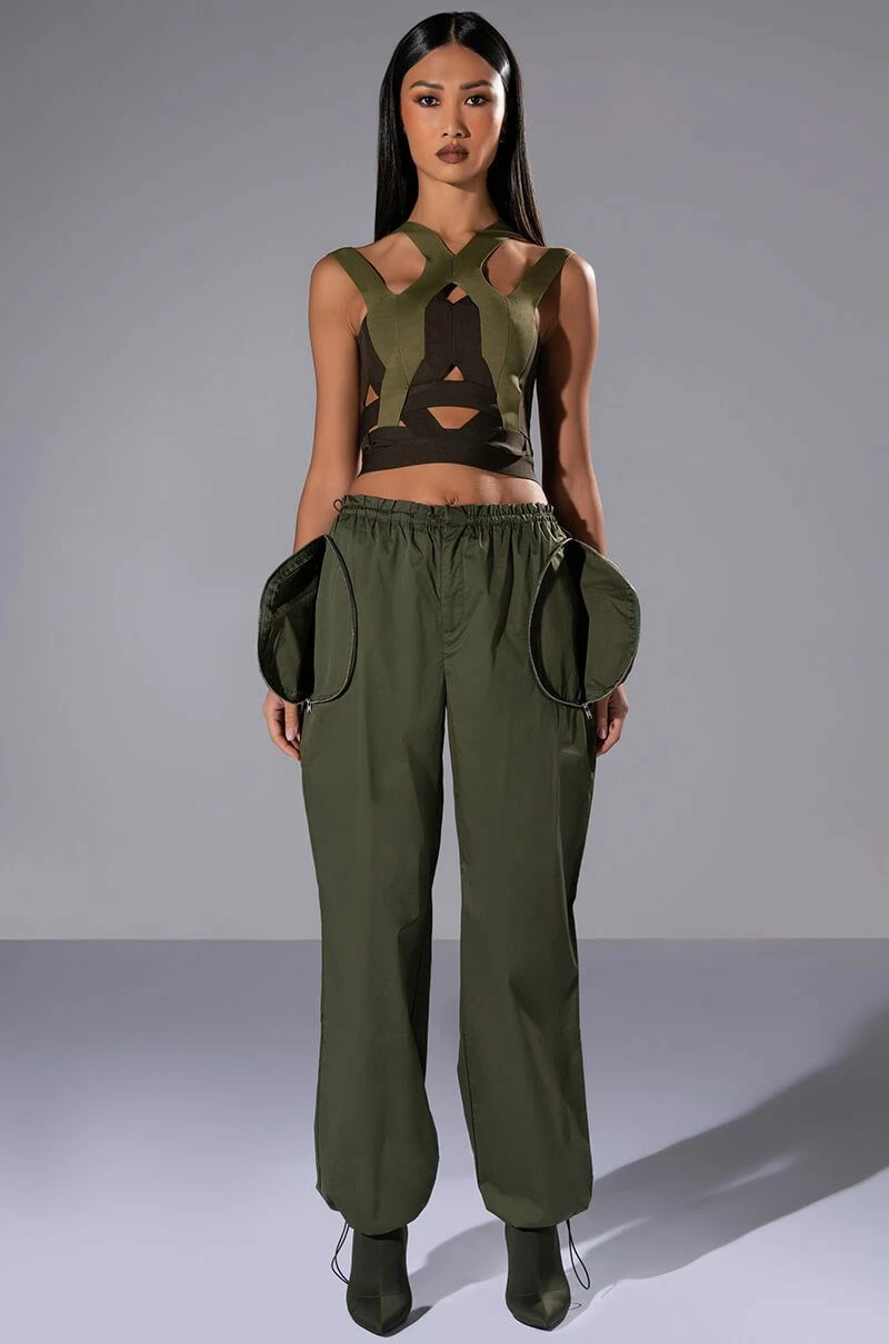 DAKOTA SYMMETRIC CUTOUT TOP - Image 3