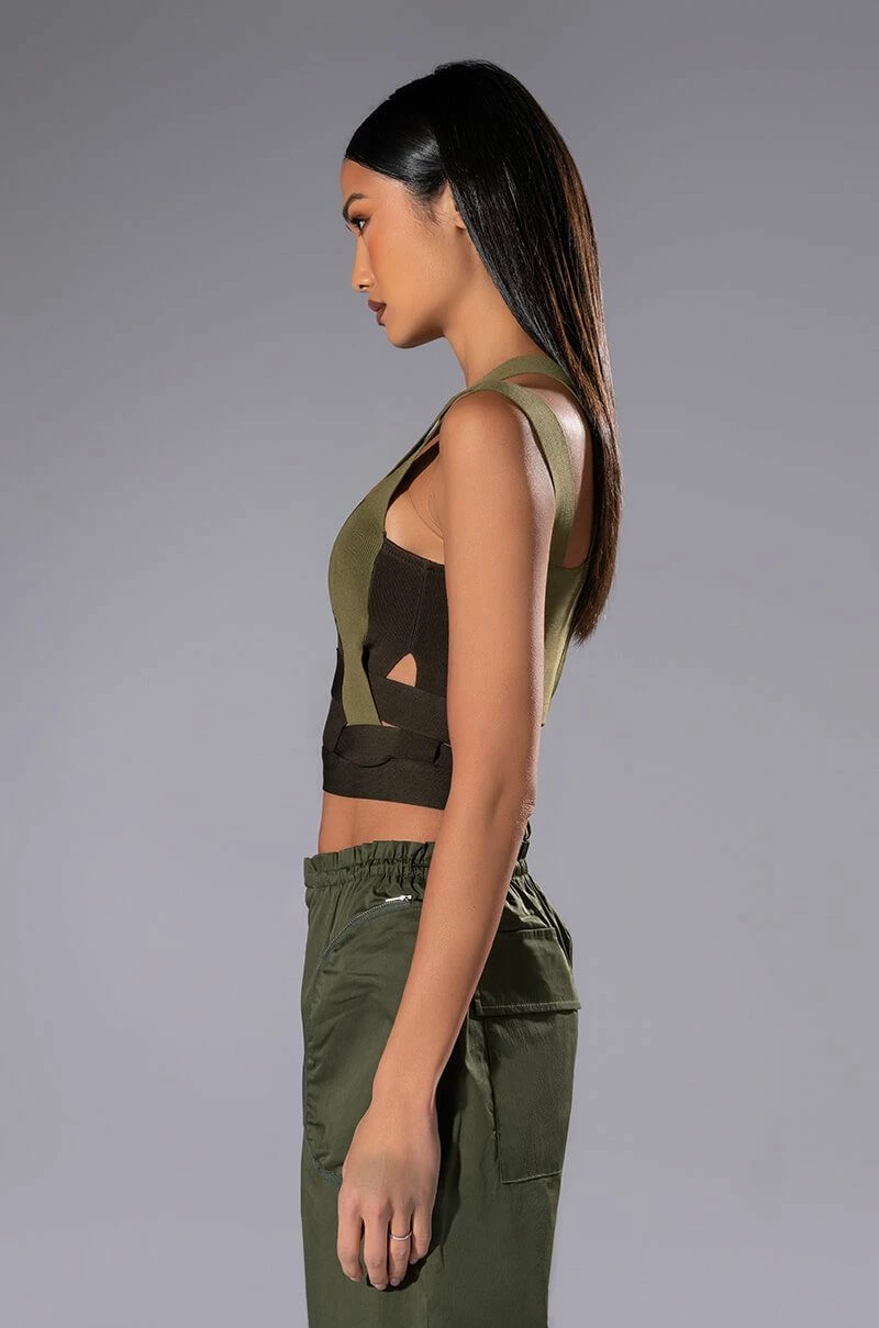 DAKOTA SYMMETRIC CUTOUT TOP - Image 4