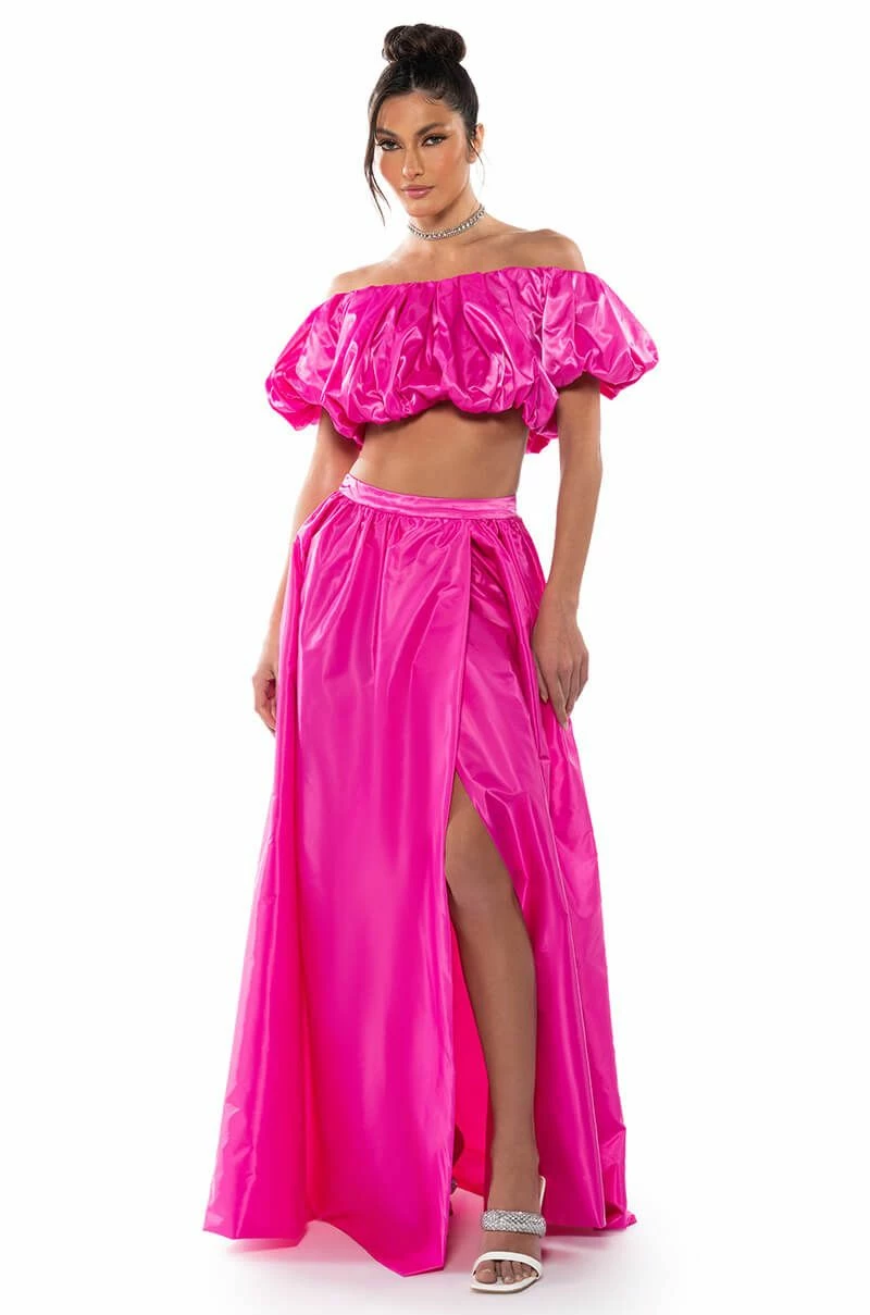 DRESS LIKE ROYALTY VOLUME CROP TOP - Image 3