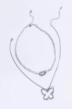 FEELINGS ON SAFETY BUTTERFLY NECKLACE SET