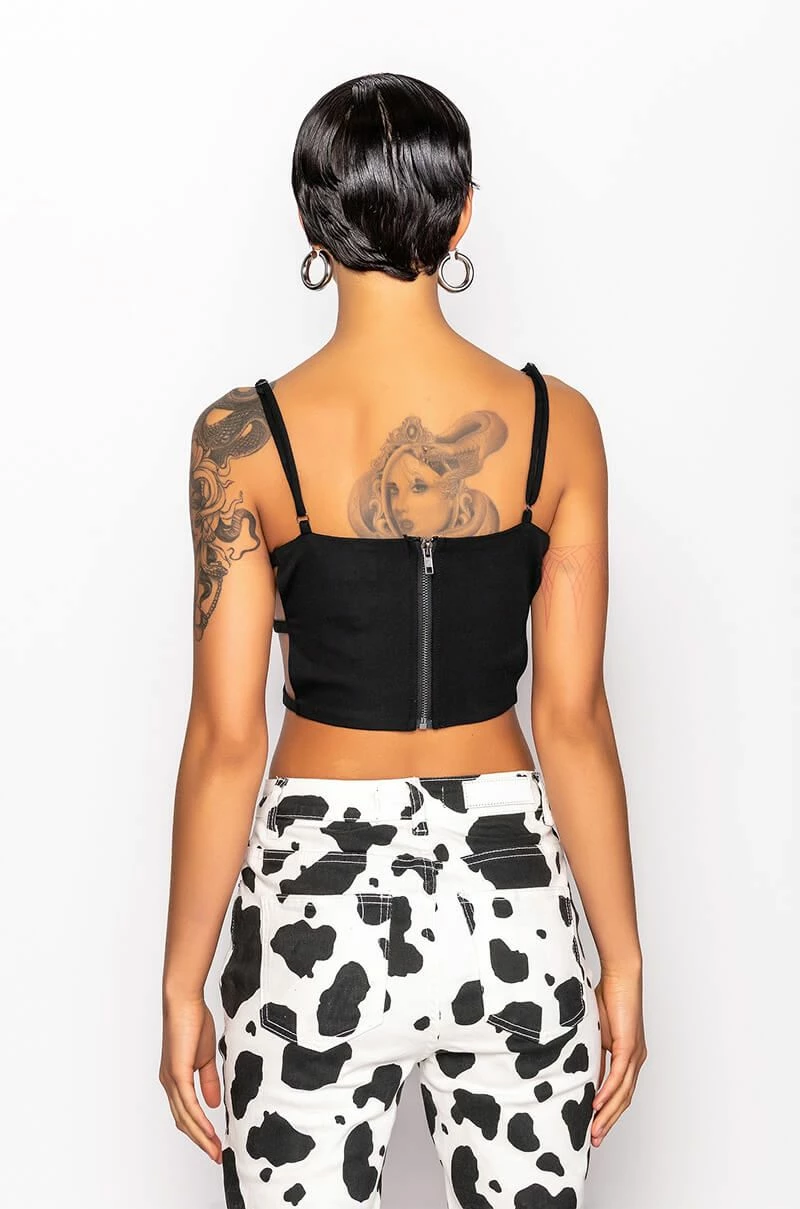 HOTTIE CUTOUT CROP TANK - Image 7