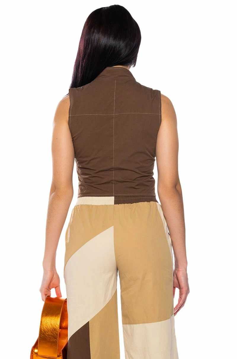 LEXI ADJUSTABLE ZIP SLEEVELESS TOP - Image 7