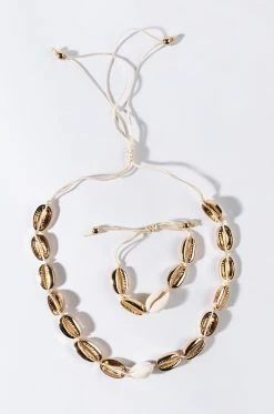 MARTINIQUE NECKLACE SET