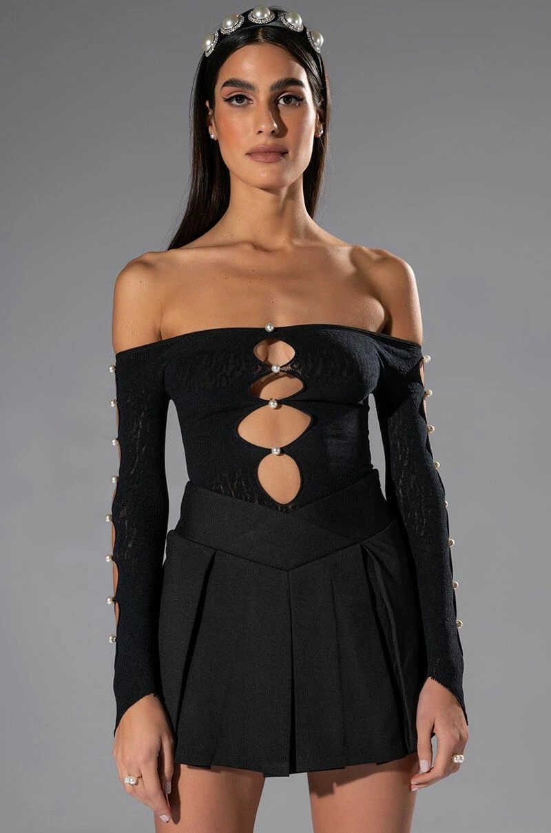 ON ONE SEAMLESS CUTOUT BODYSUIT - Image 2