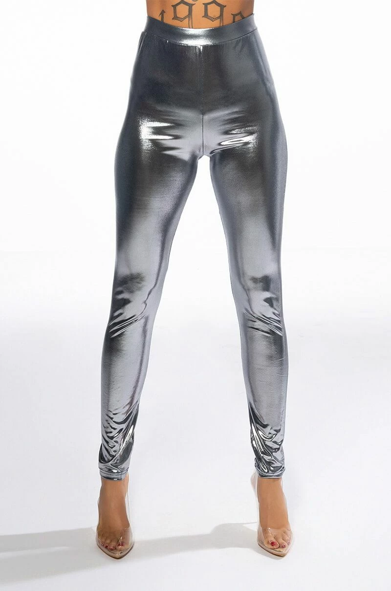 PAPARAZZI SHINE TIE FRONT TOP AND LEGGING SET - Image 5