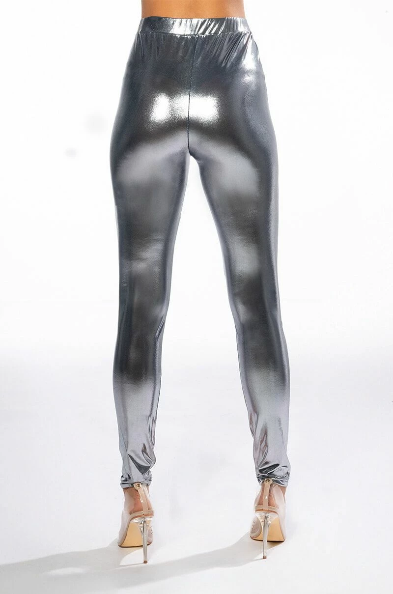 PAPARAZZI SHINE TIE FRONT TOP AND LEGGING SET - Image 9