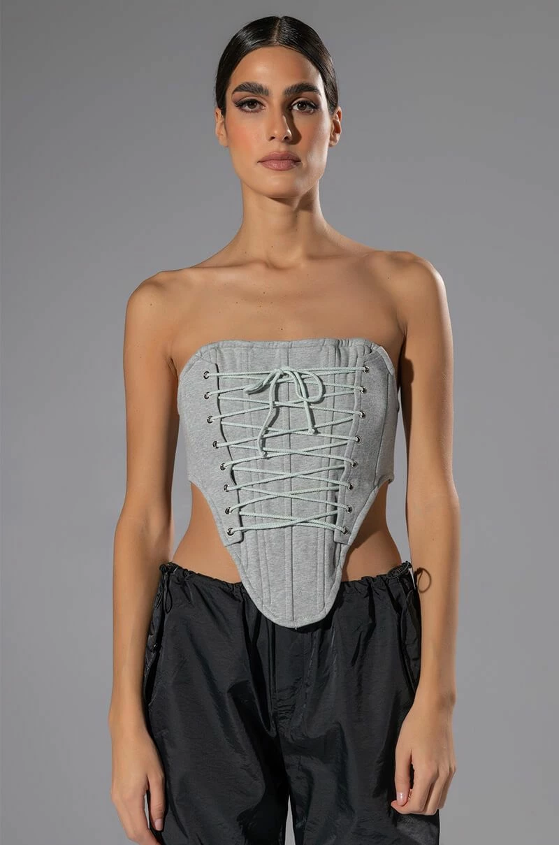 PERSUASIVE CORSET AND CROPPED CONVERTIBLE HOODIE SET - Image 3