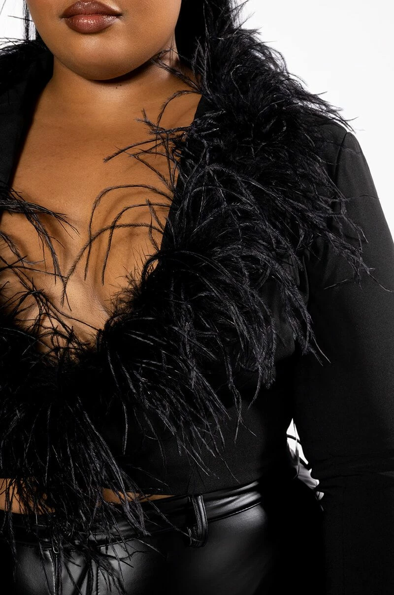 PLUS COME ON BABY FEATHER CROP BLAZER - Image 7