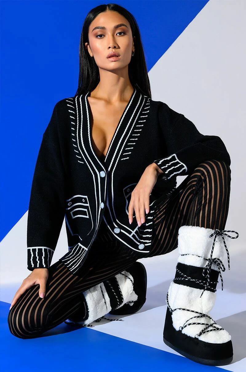 SKETCHY OVERSIZED CARDIGAN - Image 2