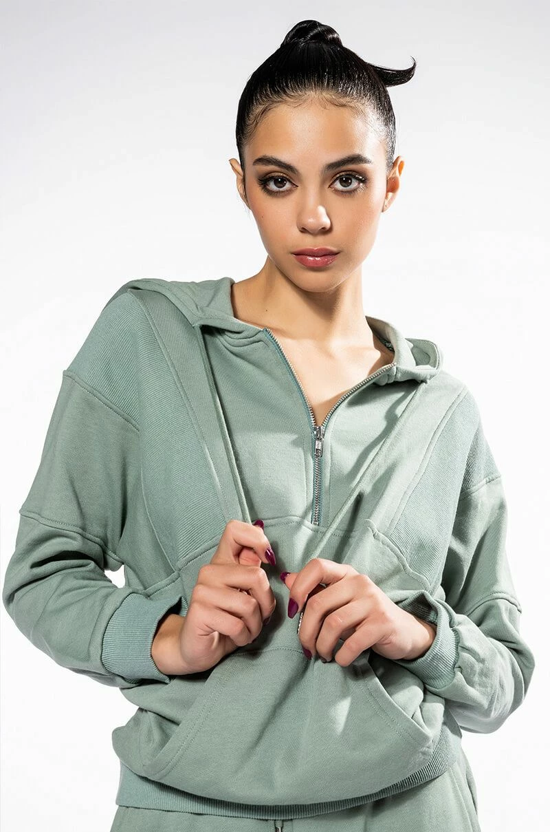 SKY'S THE LIMIT OVERSIZED HALF ZIP SWEATSHIRT - Image 2