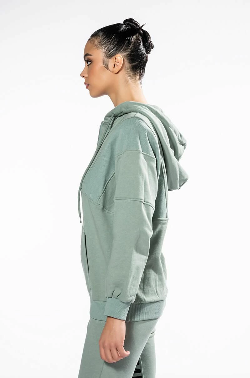 SKY'S THE LIMIT OVERSIZED HALF ZIP SWEATSHIRT - Image 6