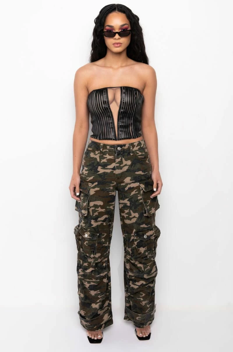 STALLION MESH PANEL FAUX LEATHER CORSET - Image 7