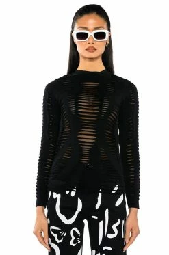 TELL EM DISTRESSED LAYERED LONG SLEEVE TOP