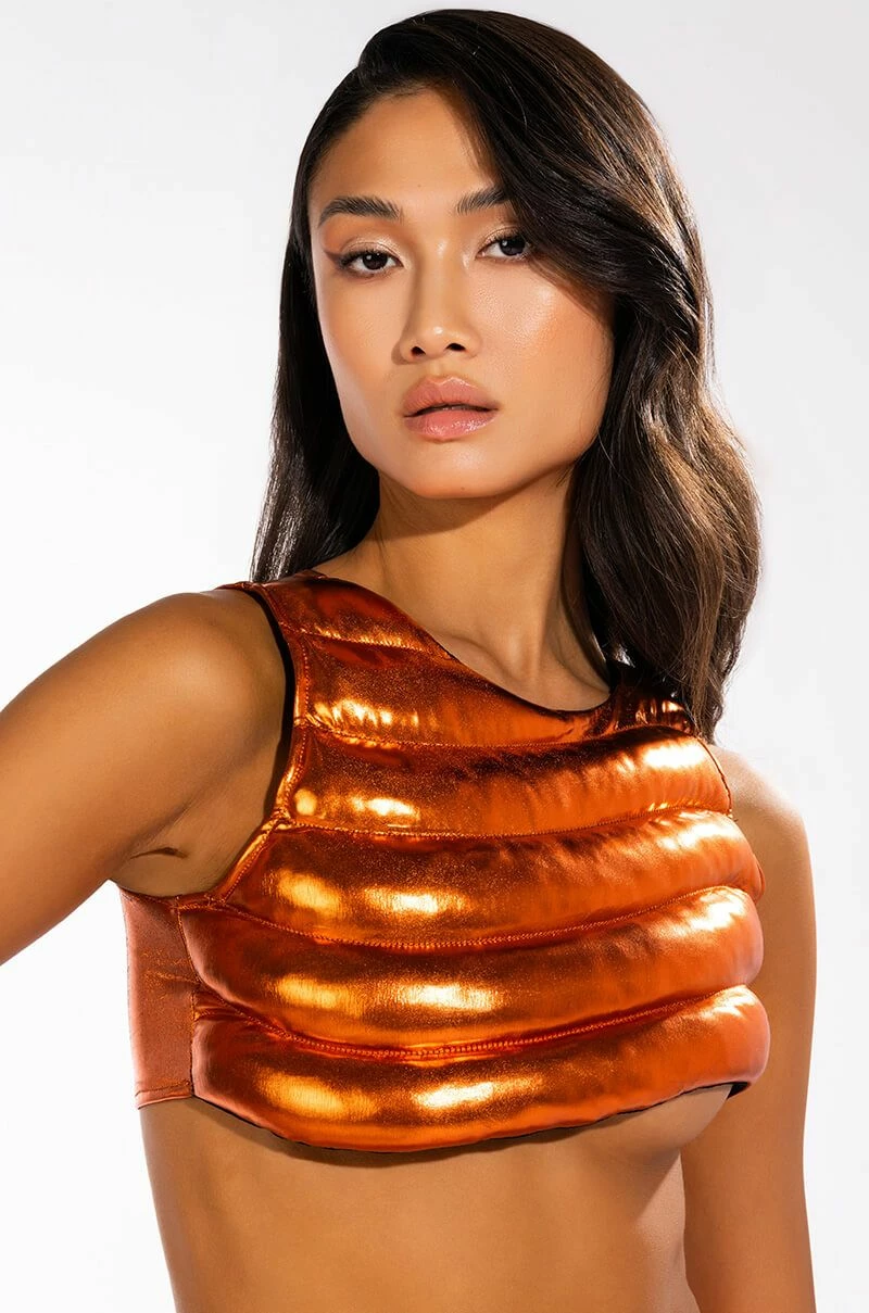 ZENON SLEEVELESS TEXTURED CROP TOP