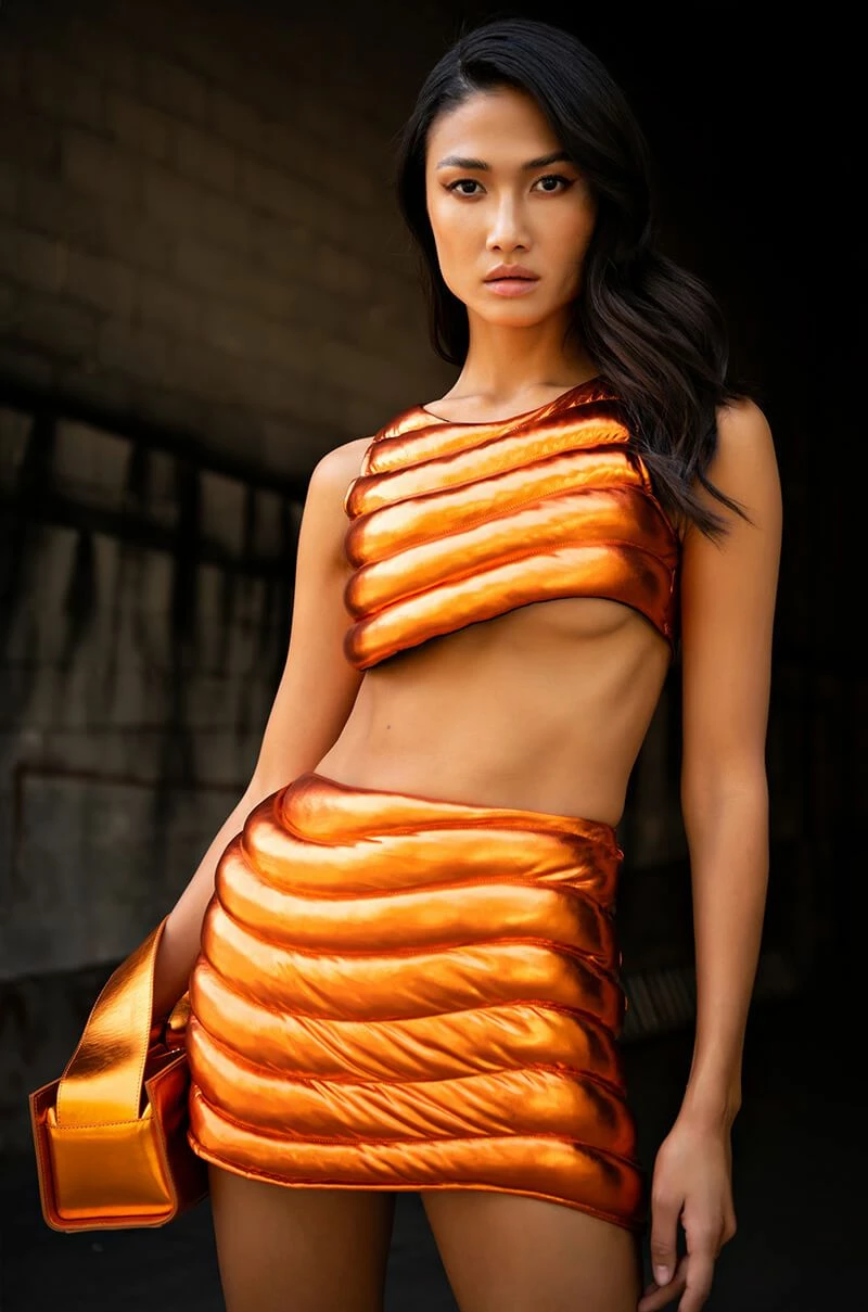 ZENON SLEEVELESS TEXTURED CROP TOP - Image 4